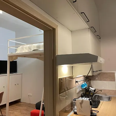 Hanna&rita In The Centre Lonyay 42a 3rd Floor In The Back Yard شقة بودابست